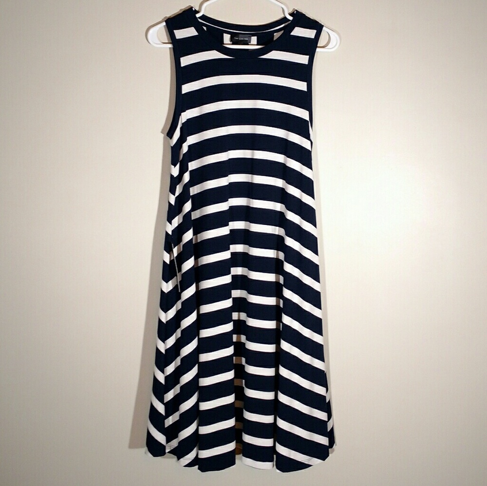 NWT Swing Knit Dress M The Limited